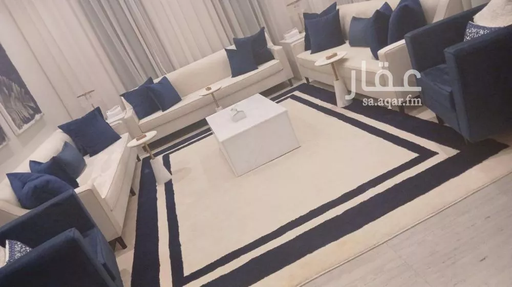 8 bedroom villa in Al Aridh 4