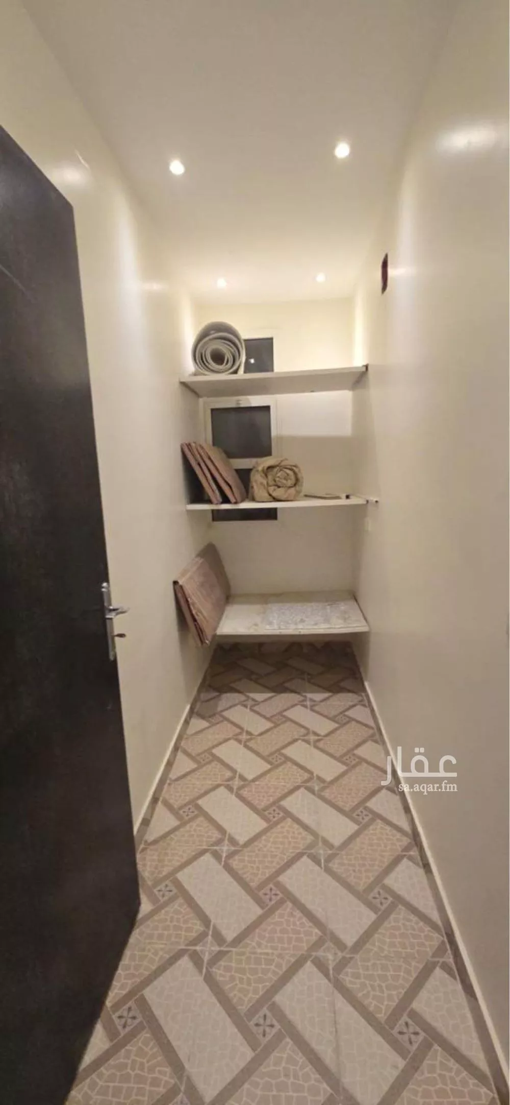 فيلا 10 غرف في المونسية 18