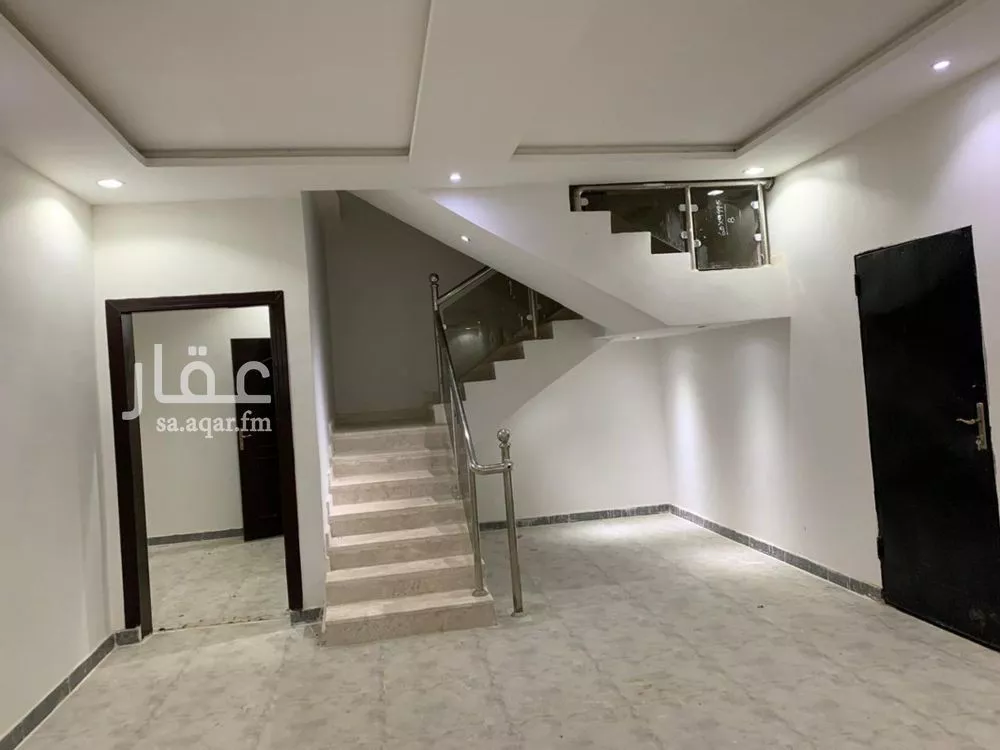 7 bedroom villa in Al Rimal 3