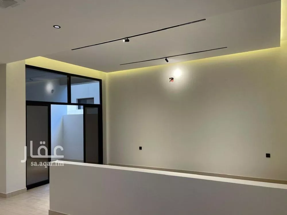 3 bedroom villa in Al Mahdiyyah, Riyadh 15