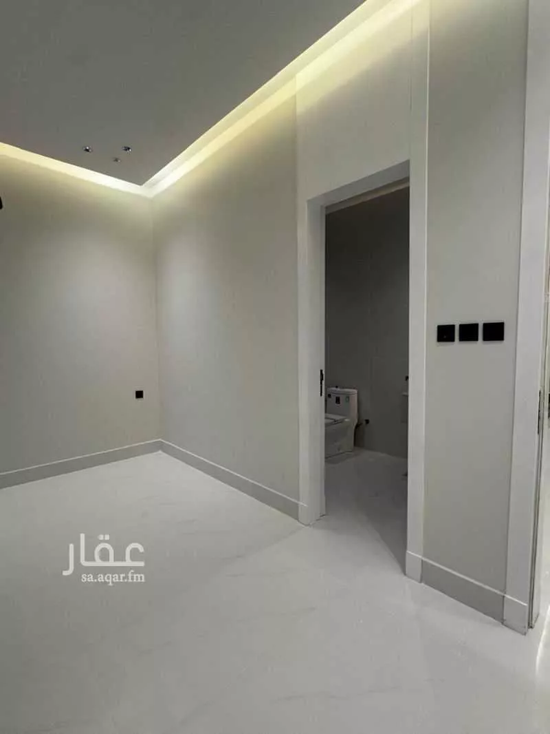 6 bedroom villa in Al Janadriyah, Riyadh 17