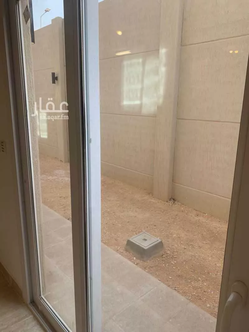 5 bedroom duplex in Riyadh 4