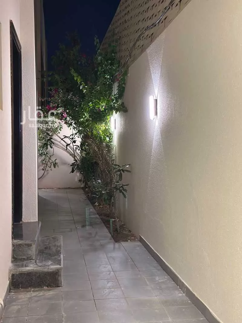 فيلا 3 غرف في العارض 6
