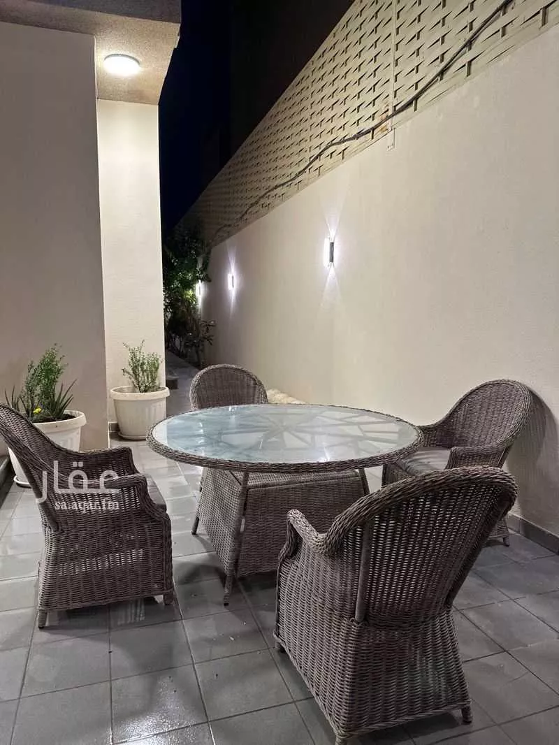 فيلا 3 غرف في العارض 9