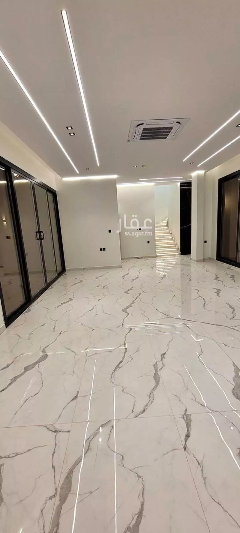 فيلا 6 غرف في الورود 2