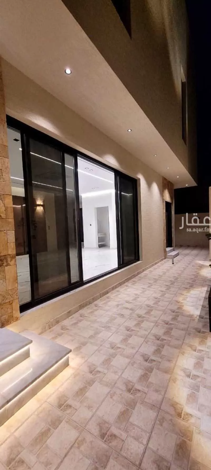 فيلا 6 غرف في الورود 4