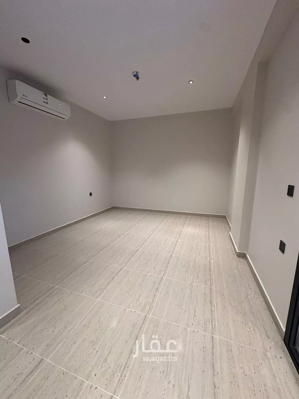 2 bedroom apartment in Irqah 5