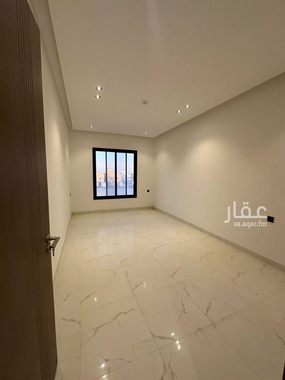 4 bedroom apartment in Al Hazm 5