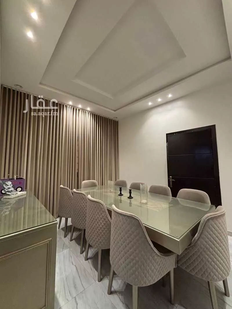 5 bedroom villa in Al Rimal 6