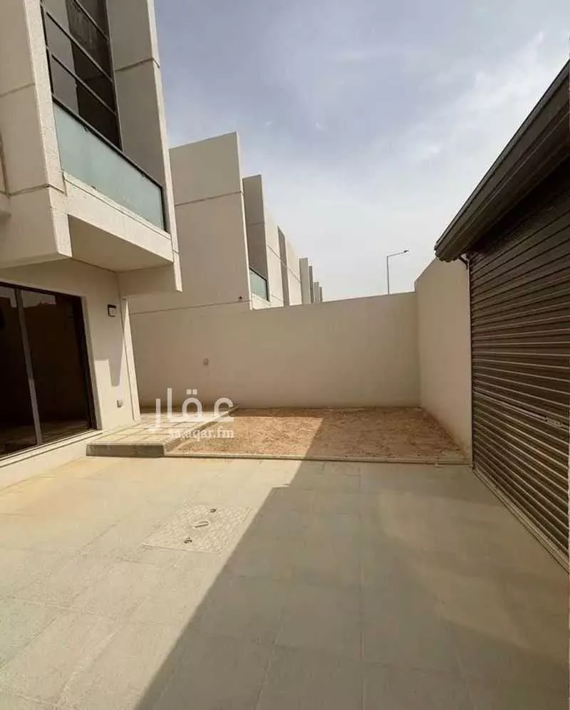 6 bedroom villa in Riyadh 2