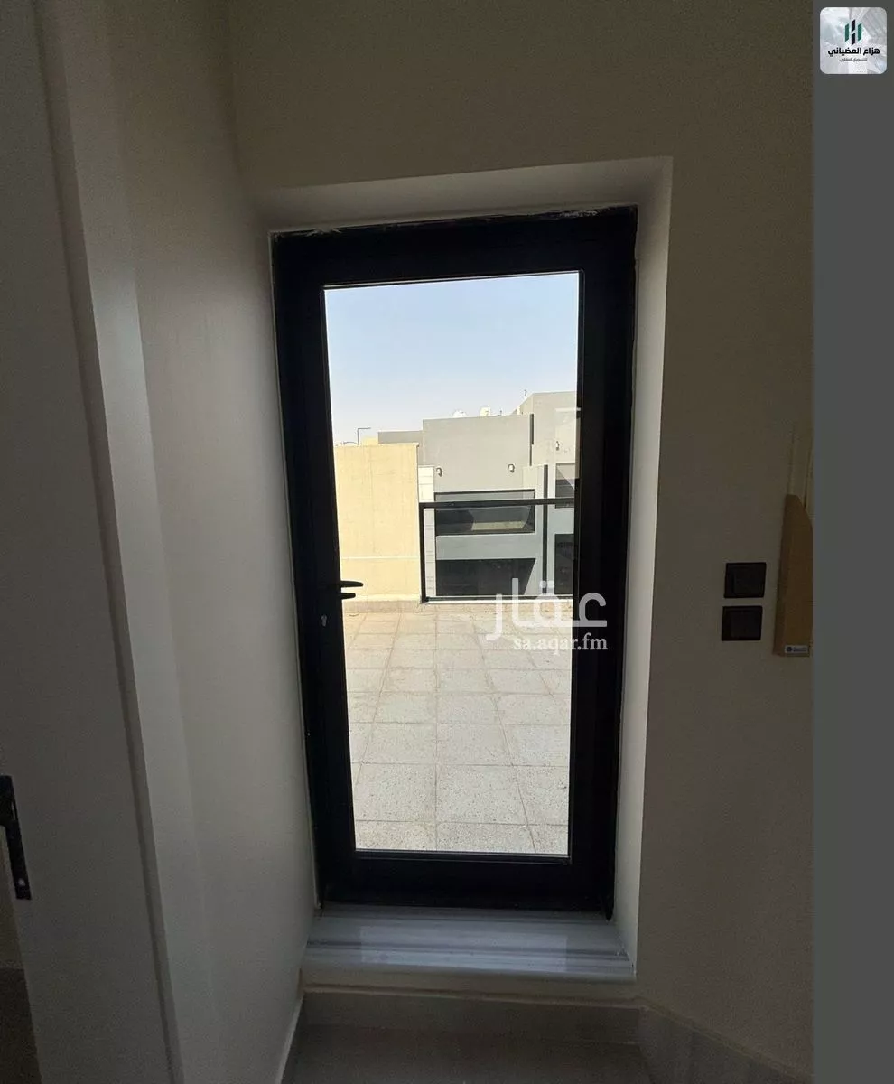 فيلا 5 غرف في العارض 20