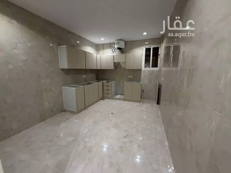 9 bedroom villa in Ad Dhubbat 3
