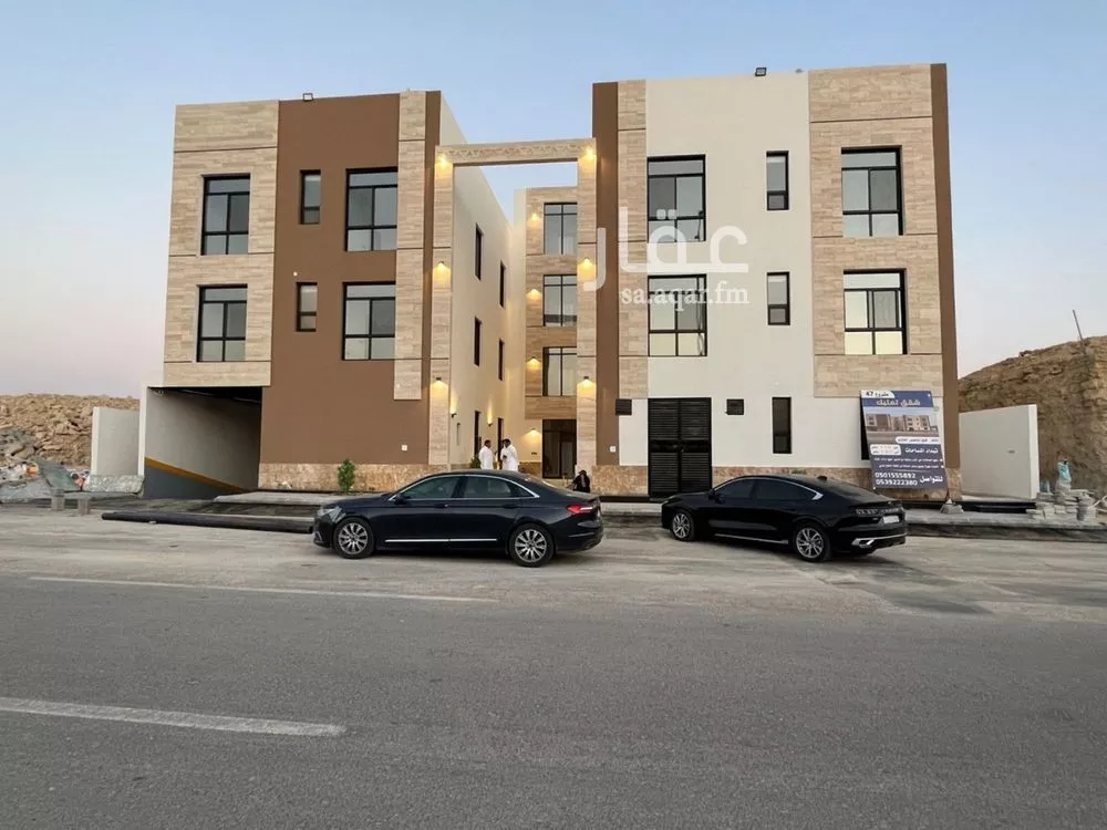3 bedroom apartment in Al Mahdiyyah 4