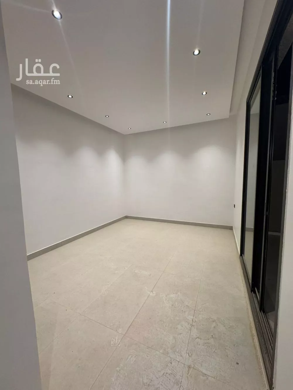 2 bedroom floor in Al Janadriyah 5