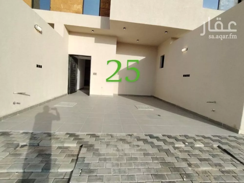3 bedroom apartment in Al Hazm 3