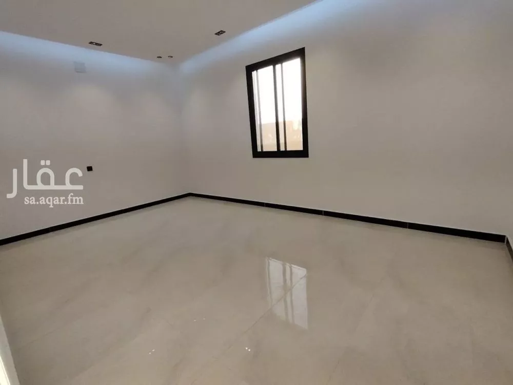 3 bedroom apartment in Al Hazm 7