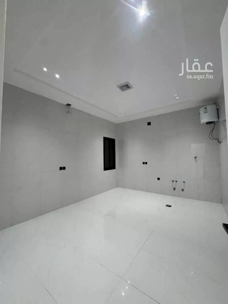 2 bedroom apartment in Al Janadriyah 6
