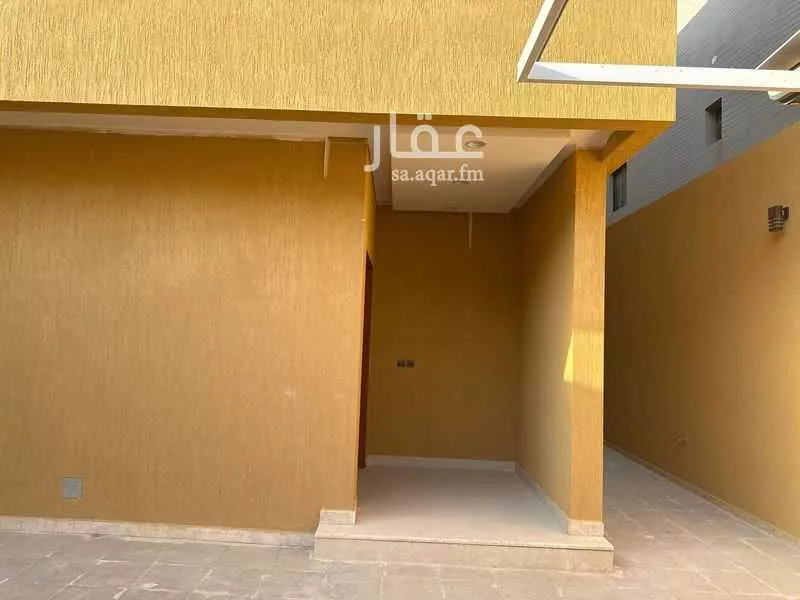 7 bedroom villa in Al Narjis 2