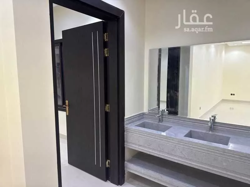 7 bedroom villa in Al Narjis 6
