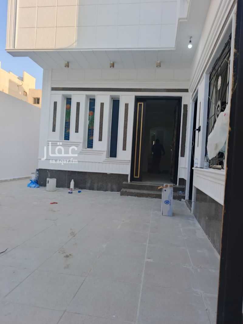 5 bedroom villa in Al Rimal, Riyadh 9
