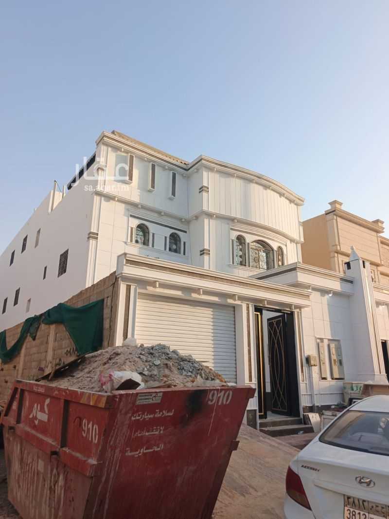 5 bedroom villa in Al Rimal, Riyadh 14