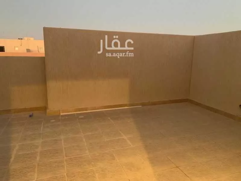4 bedroom villa in Al Aridh 11