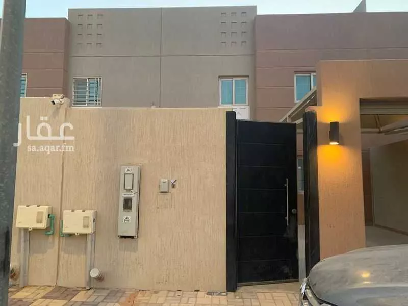 4 bedroom villa in Al Aridh 7
