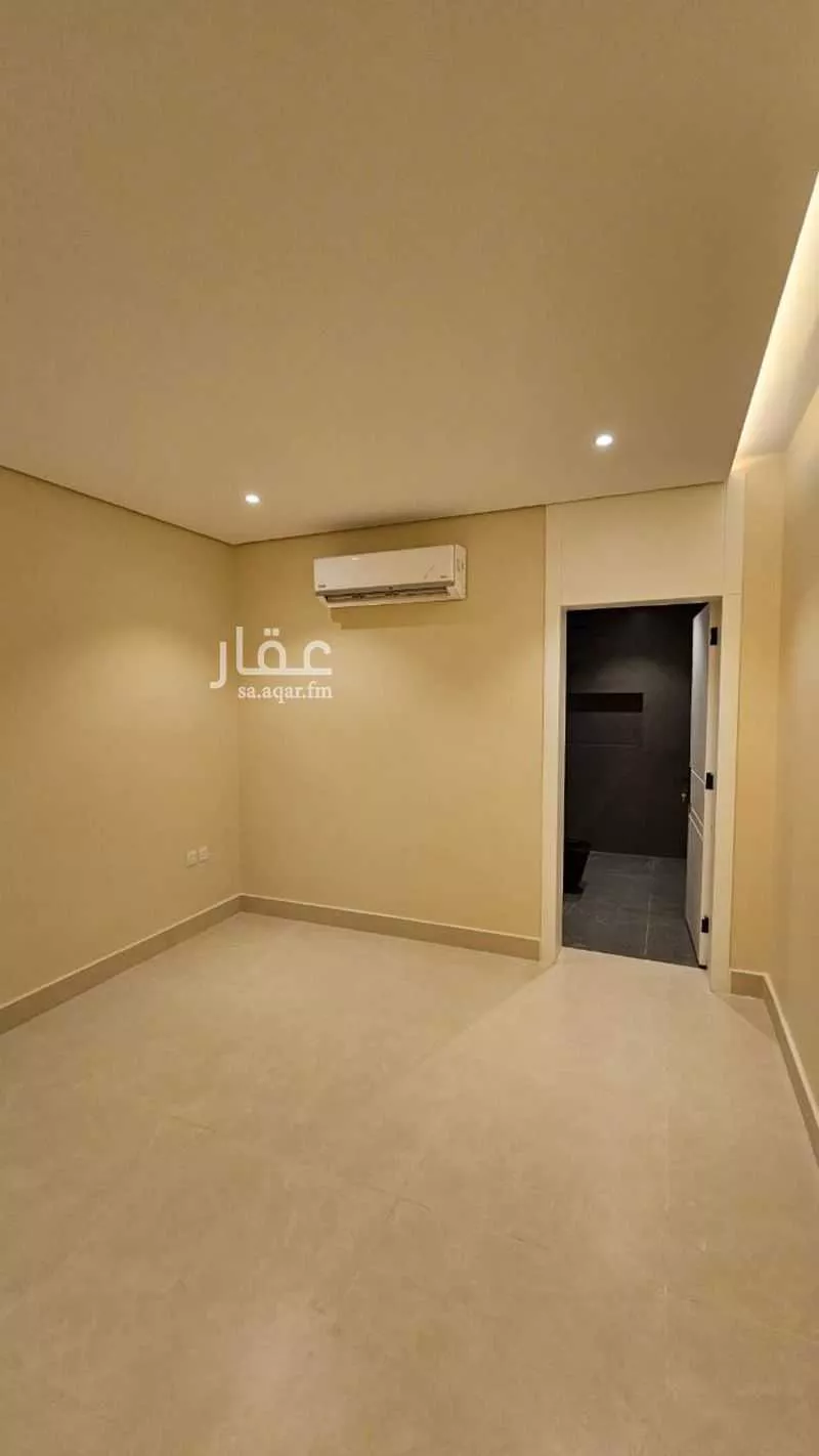 فيلا 6 غرف في الملقا 21