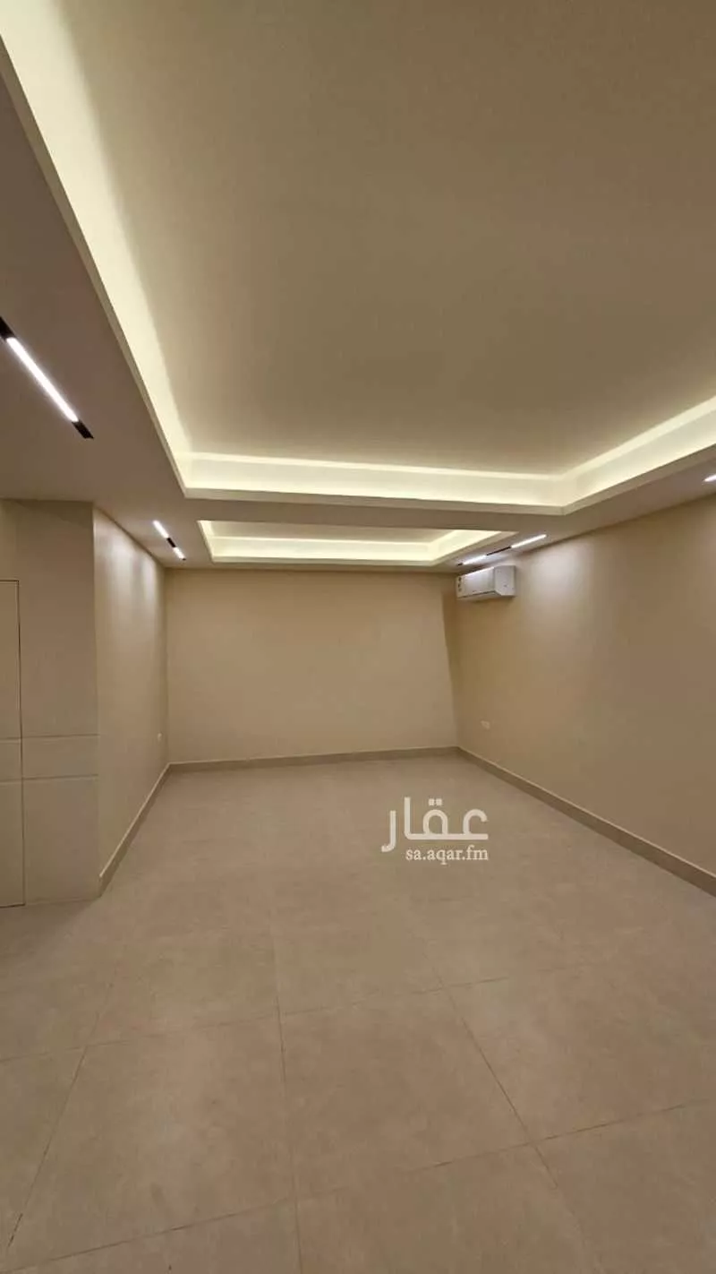 فيلا 6 غرف في الملقا 5