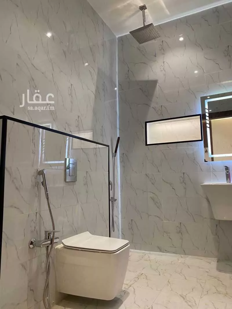 فيلا 9 غرف في الجنادرية 6