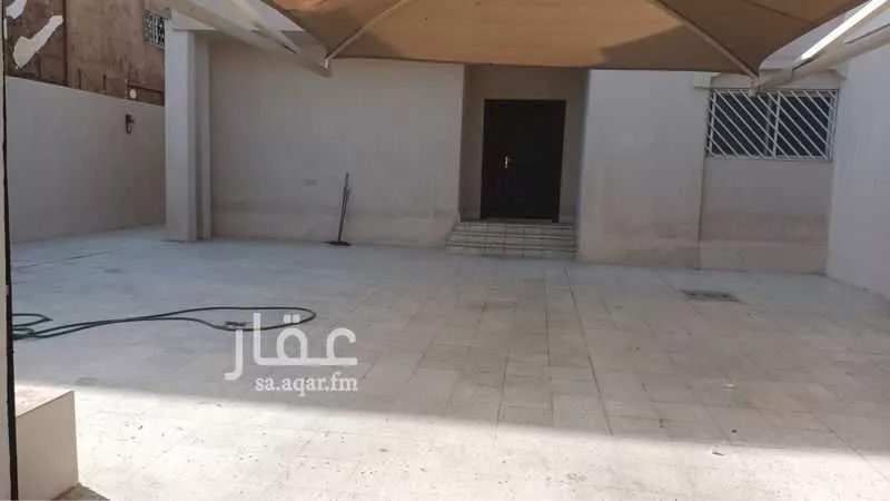 فيلا 9 غرف في العليا 13