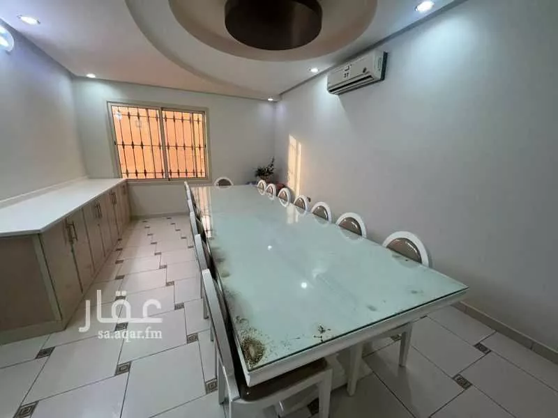 فيلا 17 غرف في الربوة 10