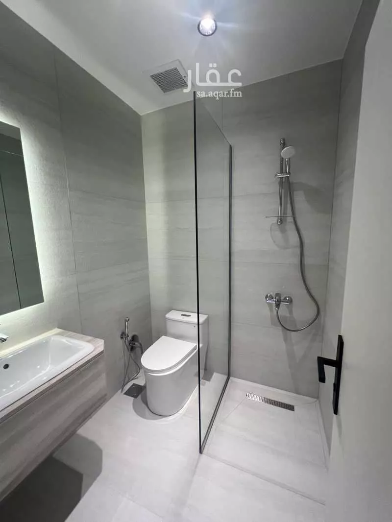 4 bedroom villa in Al Olaya 8