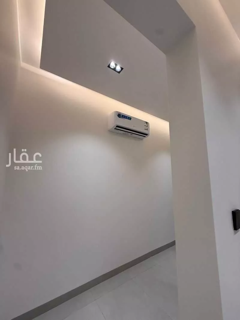 فيلا 5 غرف في العارض 21
