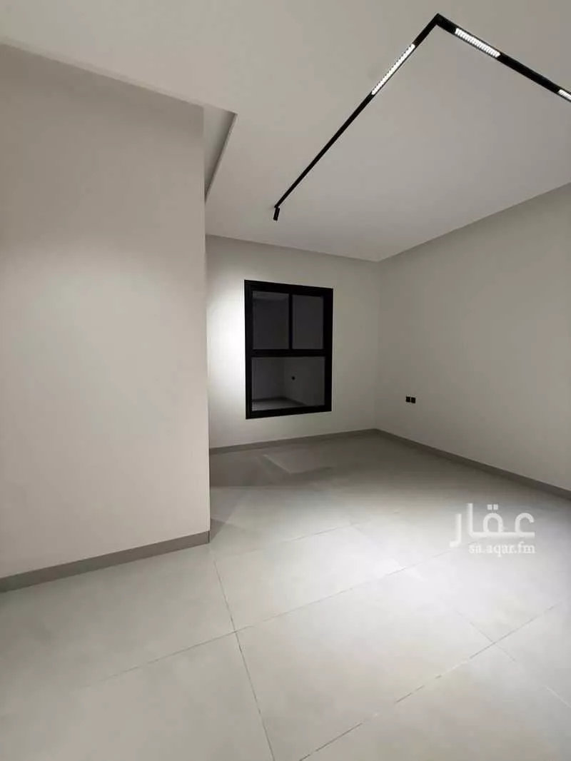 فيلا 5 غرف في العارض 10