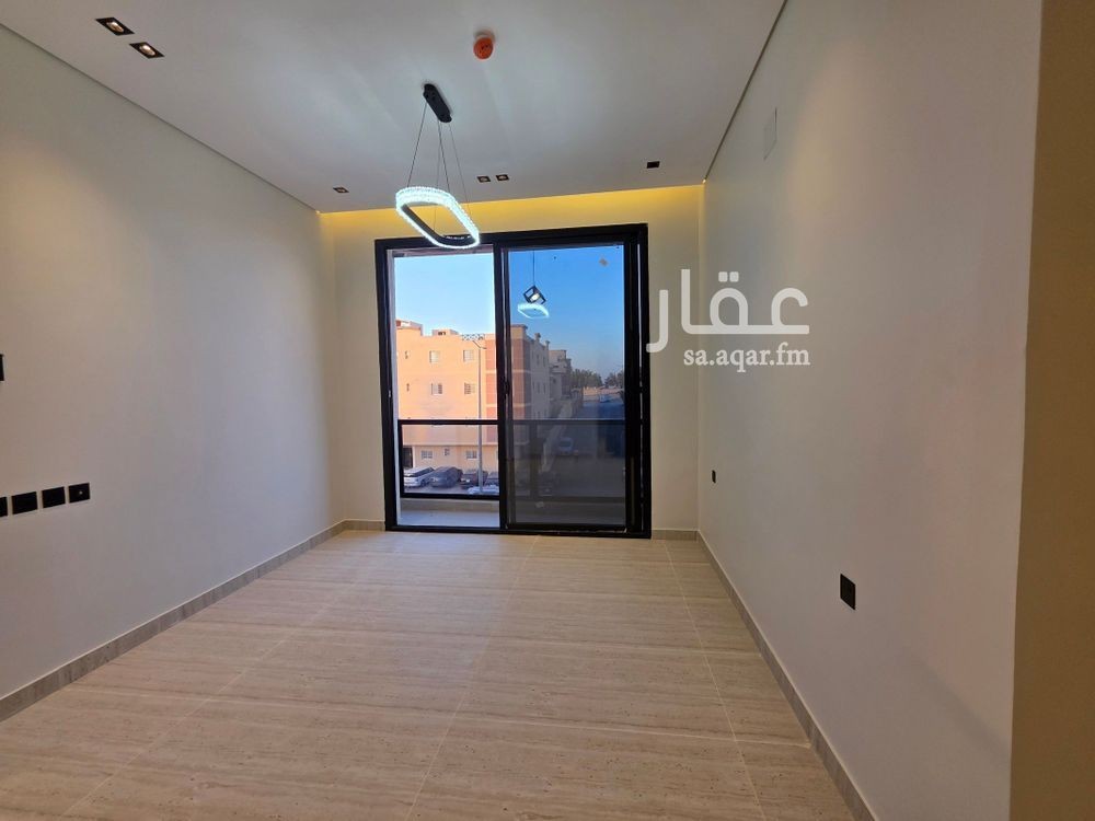 3 bedroom apartment in Okaz, Riyadh 8