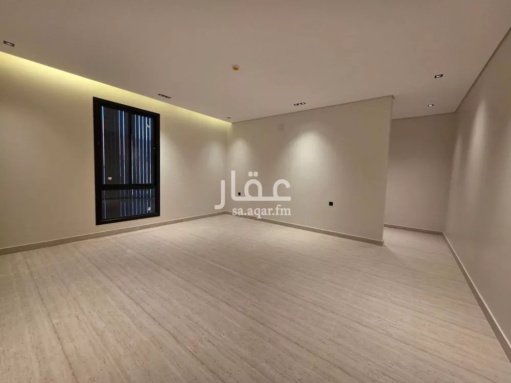 شقة 5 غرف في عكاظ 11
