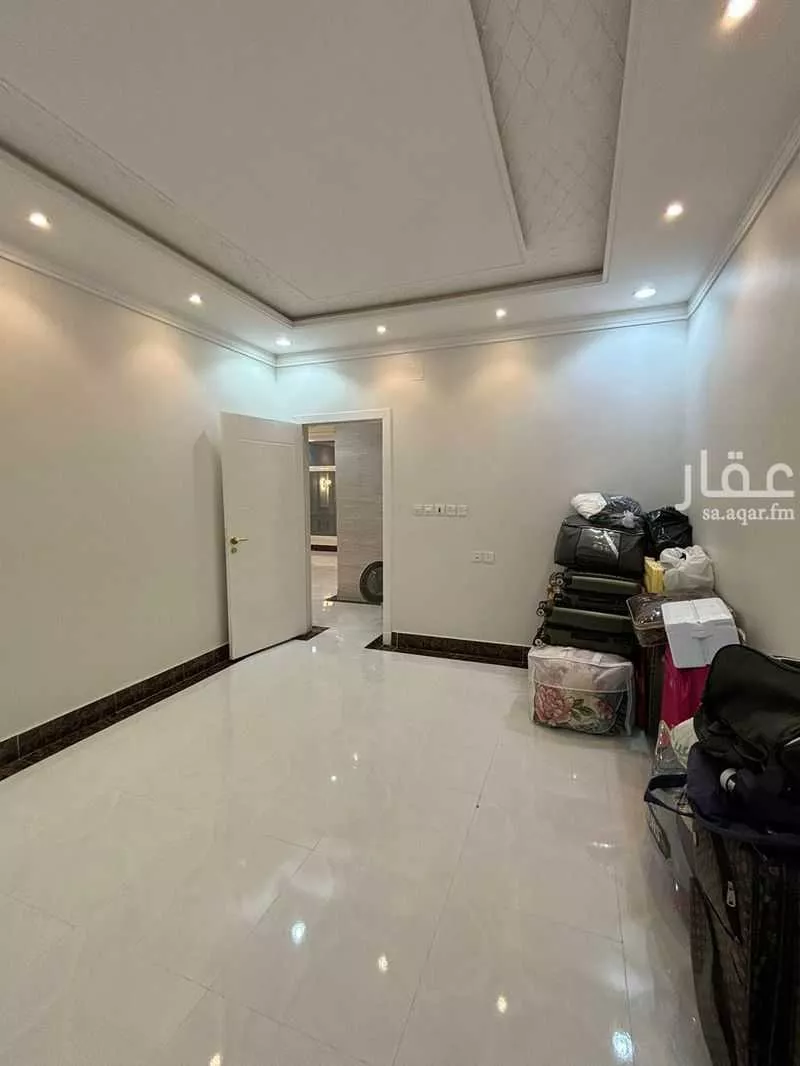فيلا 7 غرف في طويق 21