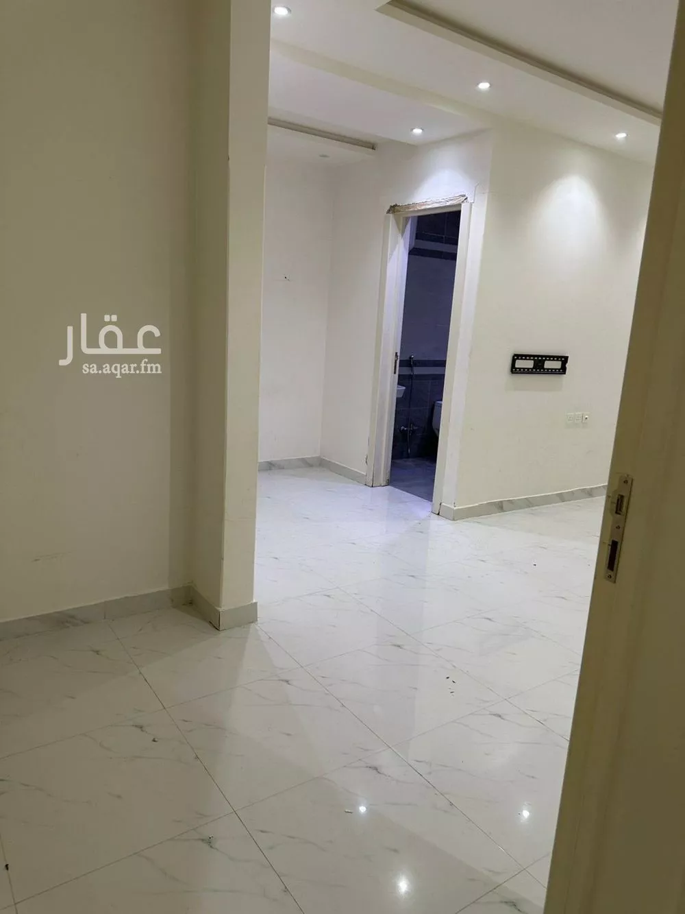 فيلا 9 غرف في طويق 3