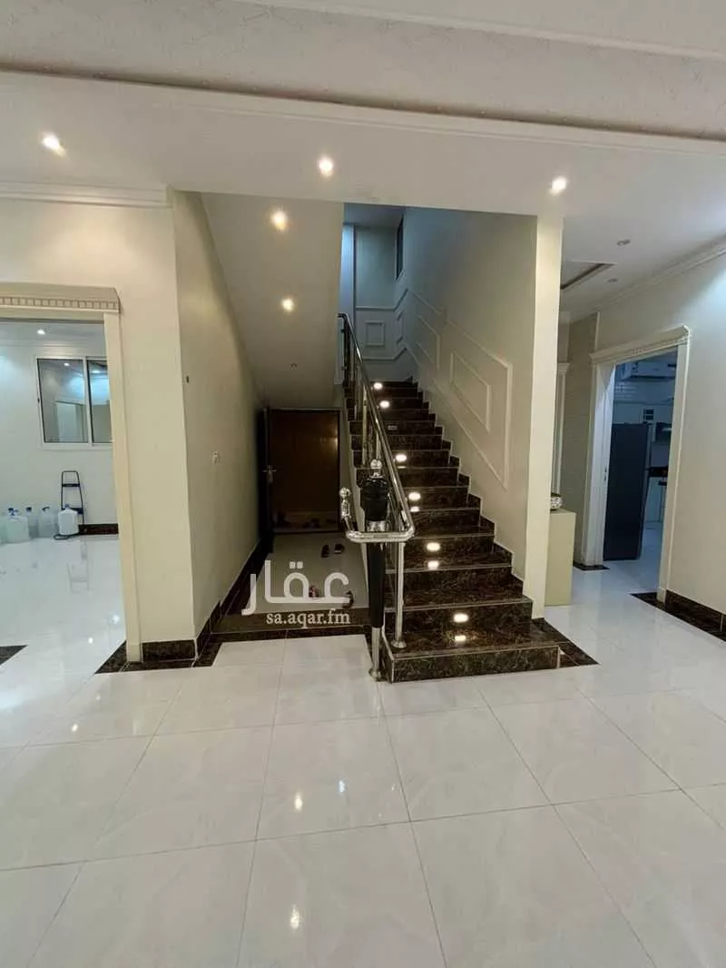 فيلا 7 غرف في طويق 8