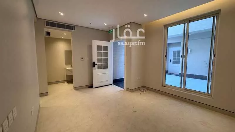 فيلا 3 غرف في العارض 12