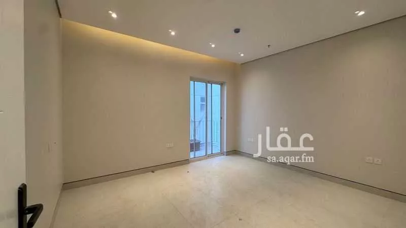 فيلا 3 غرف في العارض 4