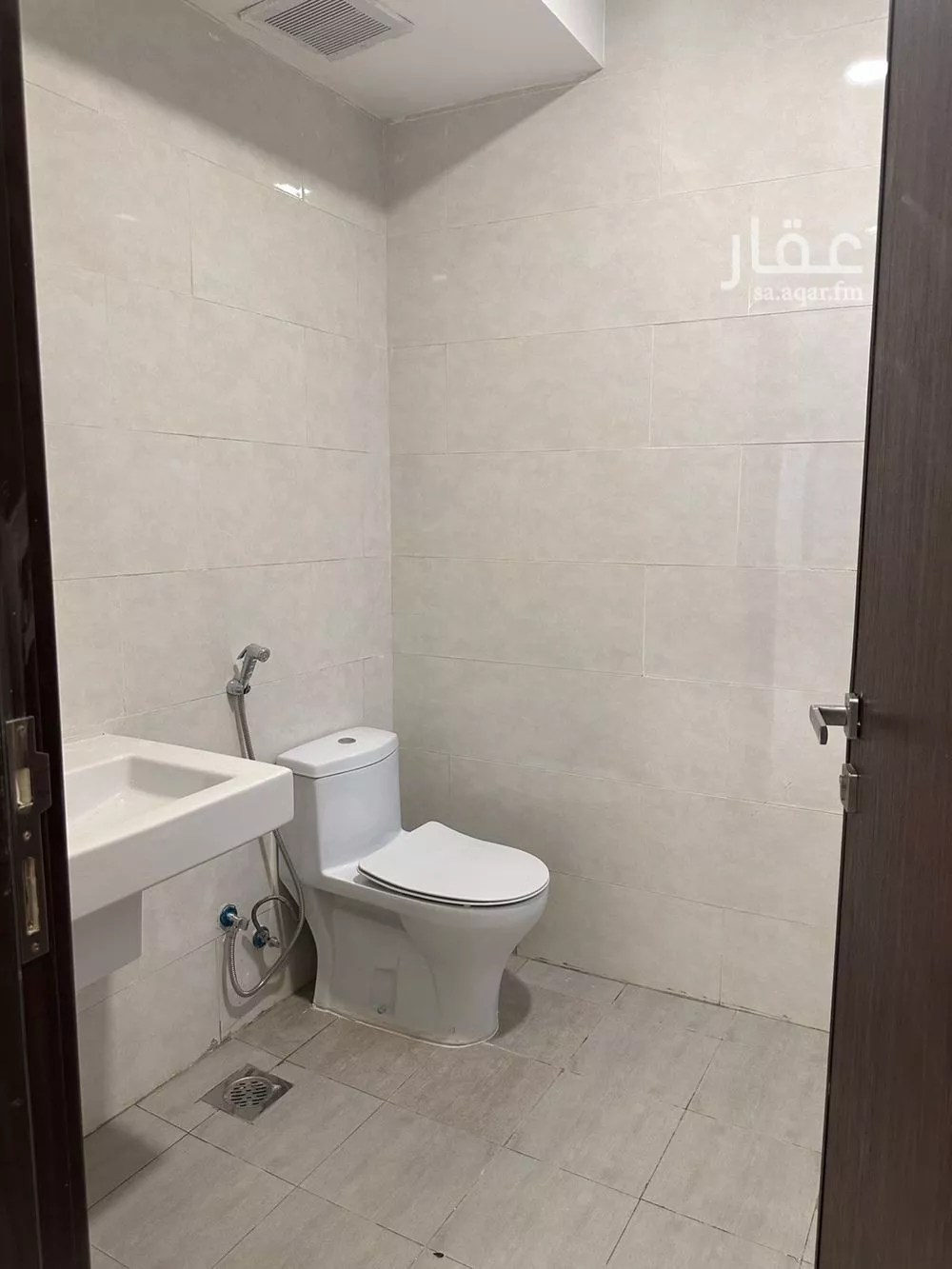 فيلا 6 غرف في الجنادرية 15