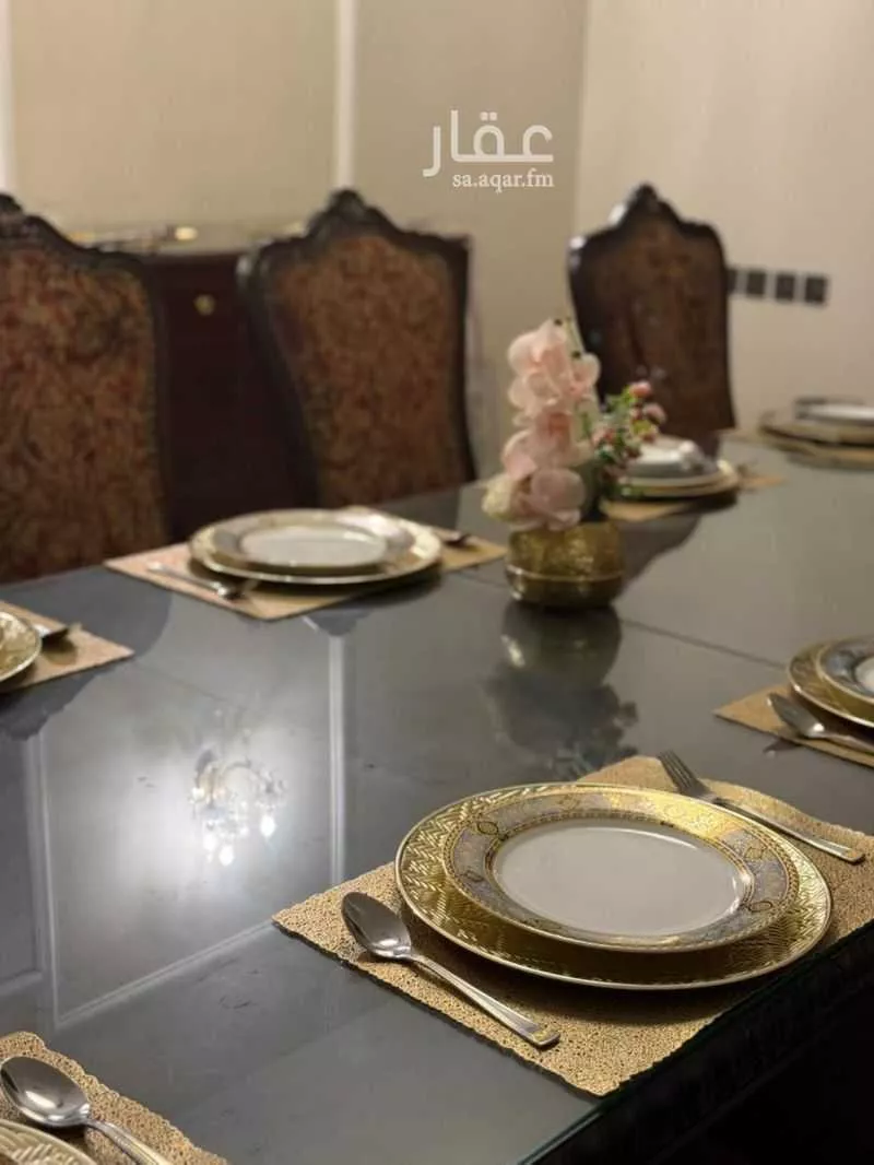 فيلا 5 غرف في الملقا 9