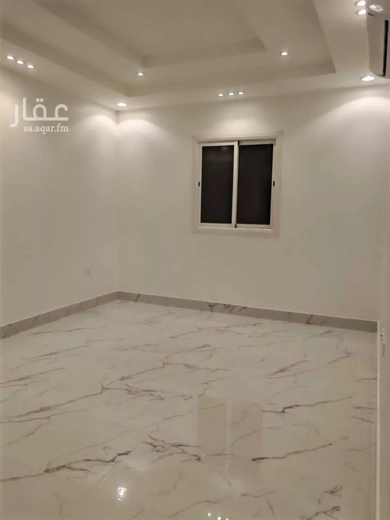 فيلا 3 غرف في العارض 6