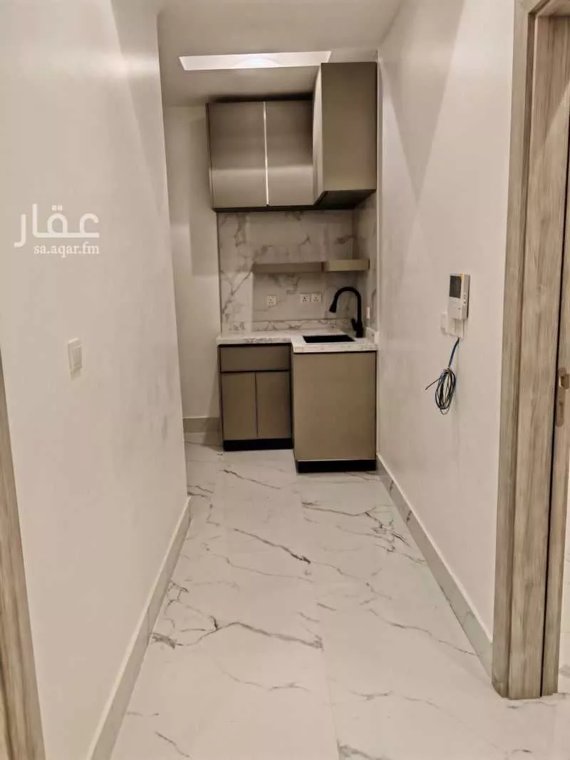 فيلا 3 غرف في العارض 10