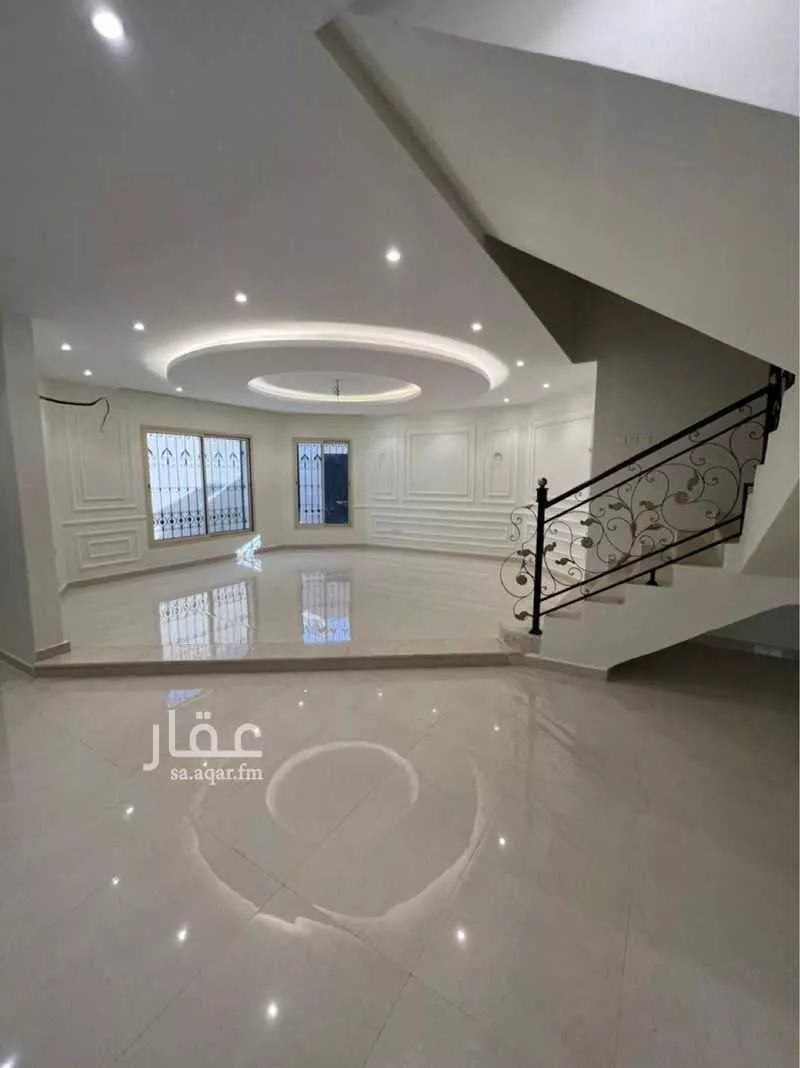 فيلا 5 غرف في العارض 13