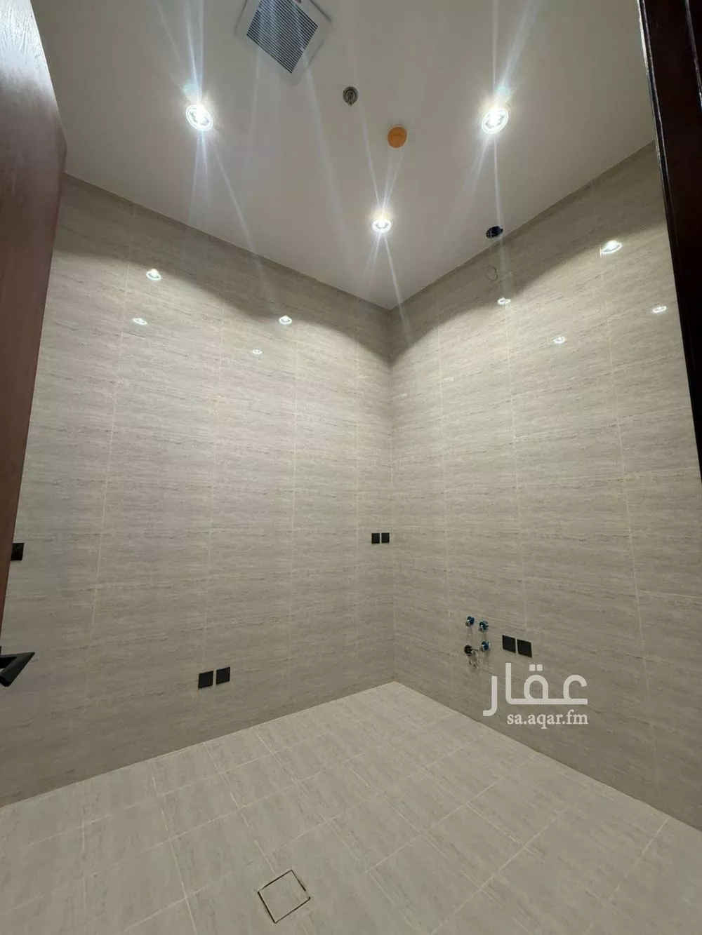 4 bedroom apartment in Al Mahdiyyah 14