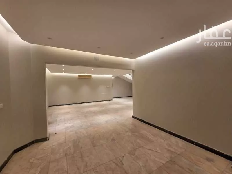 5 bedroom villa in Al Izdihar 11
