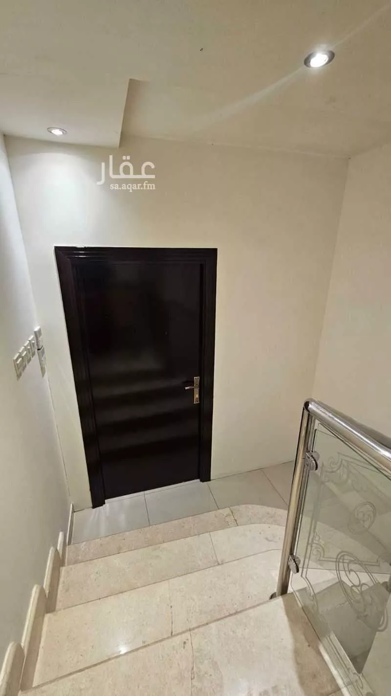 5 bedroom villa in Al Malqa 2